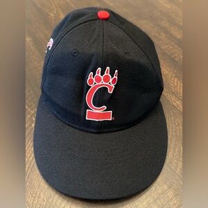 VTG Black Big Play Embroidered Cincinnati Bearcats Adjustable Hat